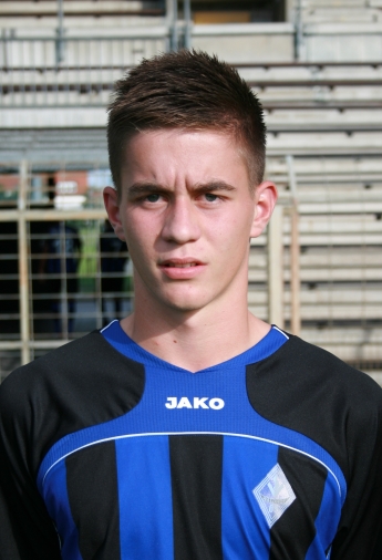 Marcel Pfau 12 13.jpg
