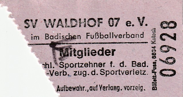 Eintrittskarte Testspiel 1977 78 SV Chio Waldhof-1. FC Kaiserslautern.jpg