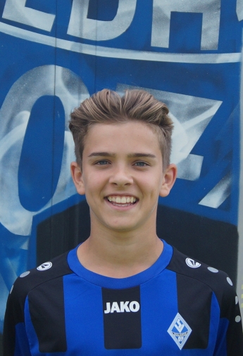 Pascal Cholewa 16 17.jpg