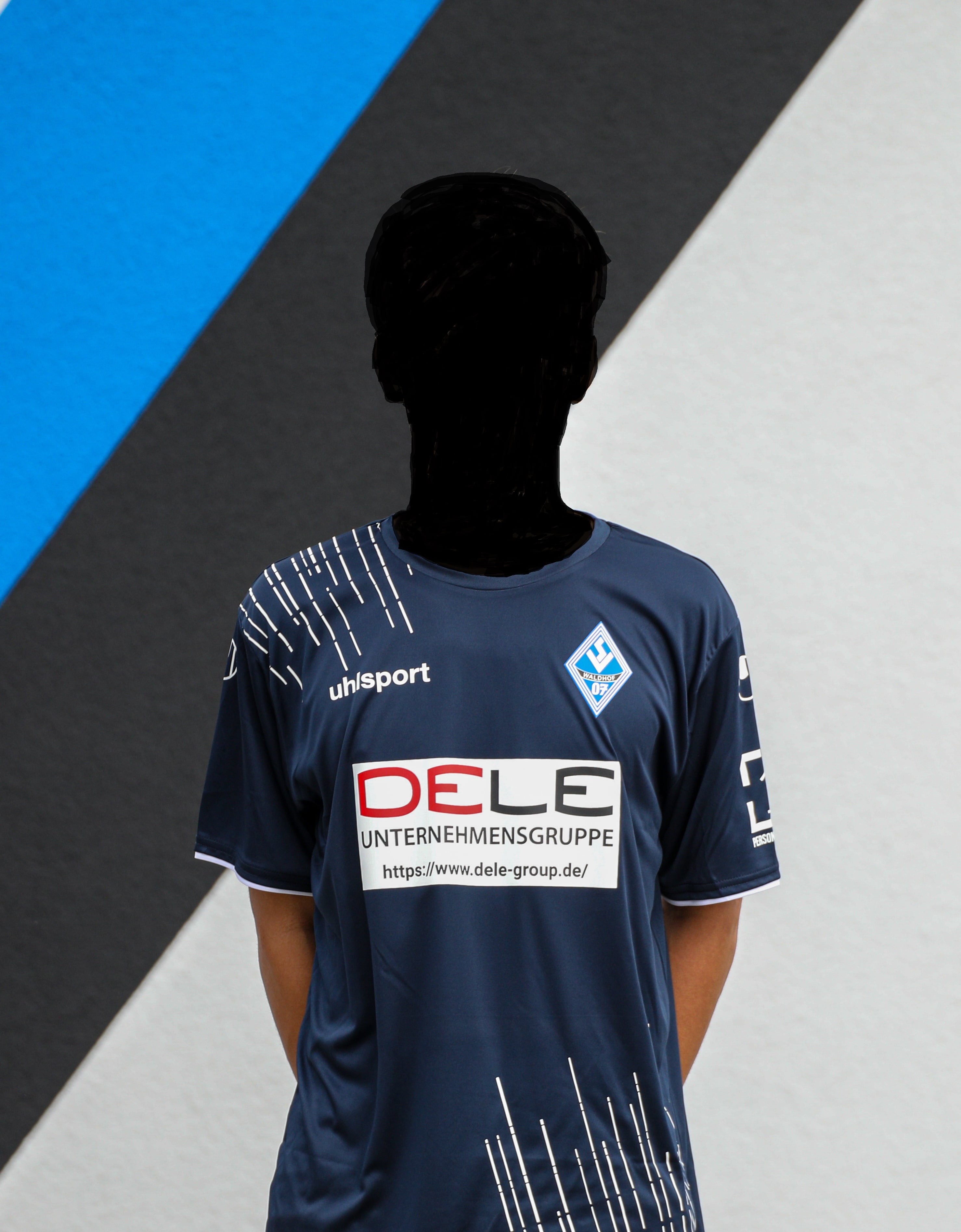 Dummy U21.jpg